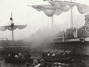 The chaotic ship-to-ship battle. (image courtesy of Christopher Bird)