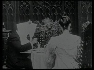 The new way of eating eggs.