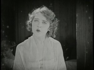 Mae Murray is