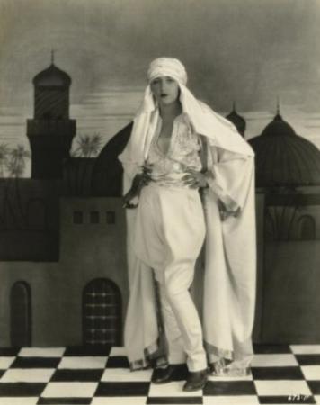 Bebe Daniels in "She's a Sheik"