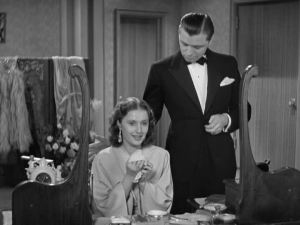 There is totally a mirror here. We did not remove it to get a better camera angle. Nosirree.