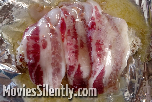 Whoopsy, forgot the melted butter before putting on the bacon. Here it is!