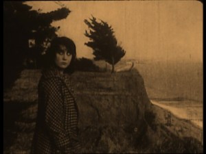 A properly annoyed Fluffy.