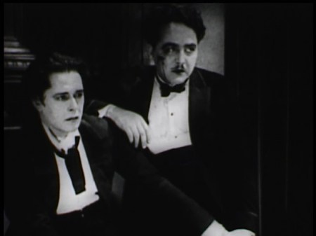 That’s Jaromir on the left. He has just walked into Ramsay’s fist.