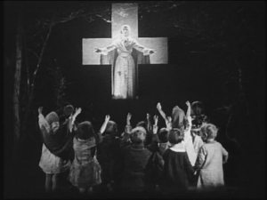 The director’s wife, ladies and gentlemen!