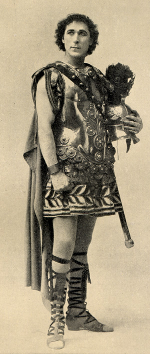 Hart in Messala regalia. I wish I had the legs to pull off gladiator sandals.