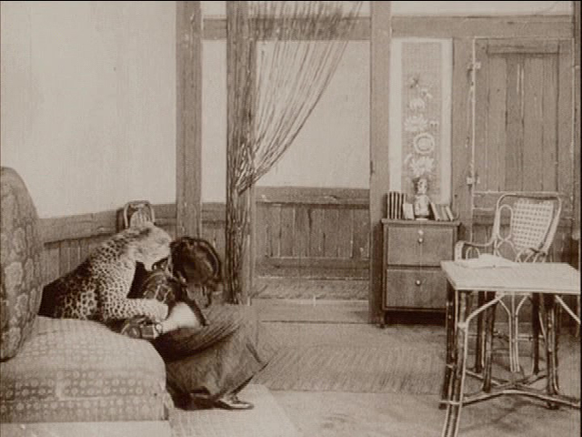 under-the-claw-1912-image-16