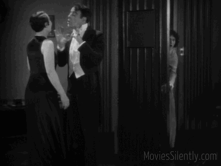 garden-of-eden-bouquet-toss